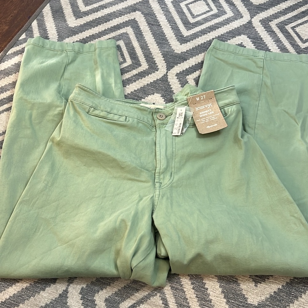 Madewell Curvy Emmett Wide-Leg Crop Pant: Welt Pocket Edition - Picture 2 of 6